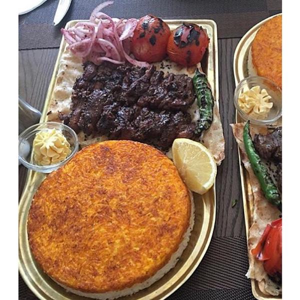 رستوران ایرانی بی سان